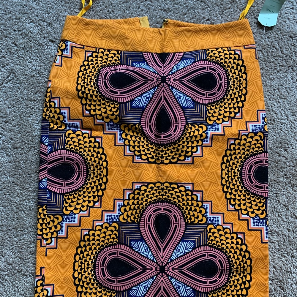 Gorgeous NWOT Maeve skirt